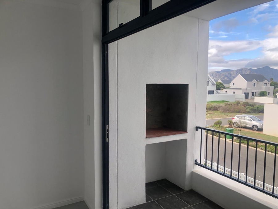 To Let 2 Bedroom Property for Rent in Westcliff Western Cape